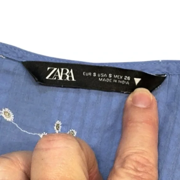 Zara Blue Smocked 3/4 Sleeve Embroidered Tunic‎ - Picture 11 of 11